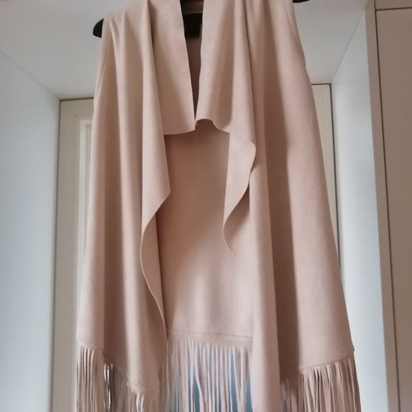 fringe vest cream color - Picture 3 of 3